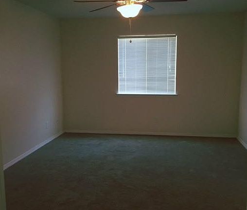 3rd image of 10942 Bullseye St