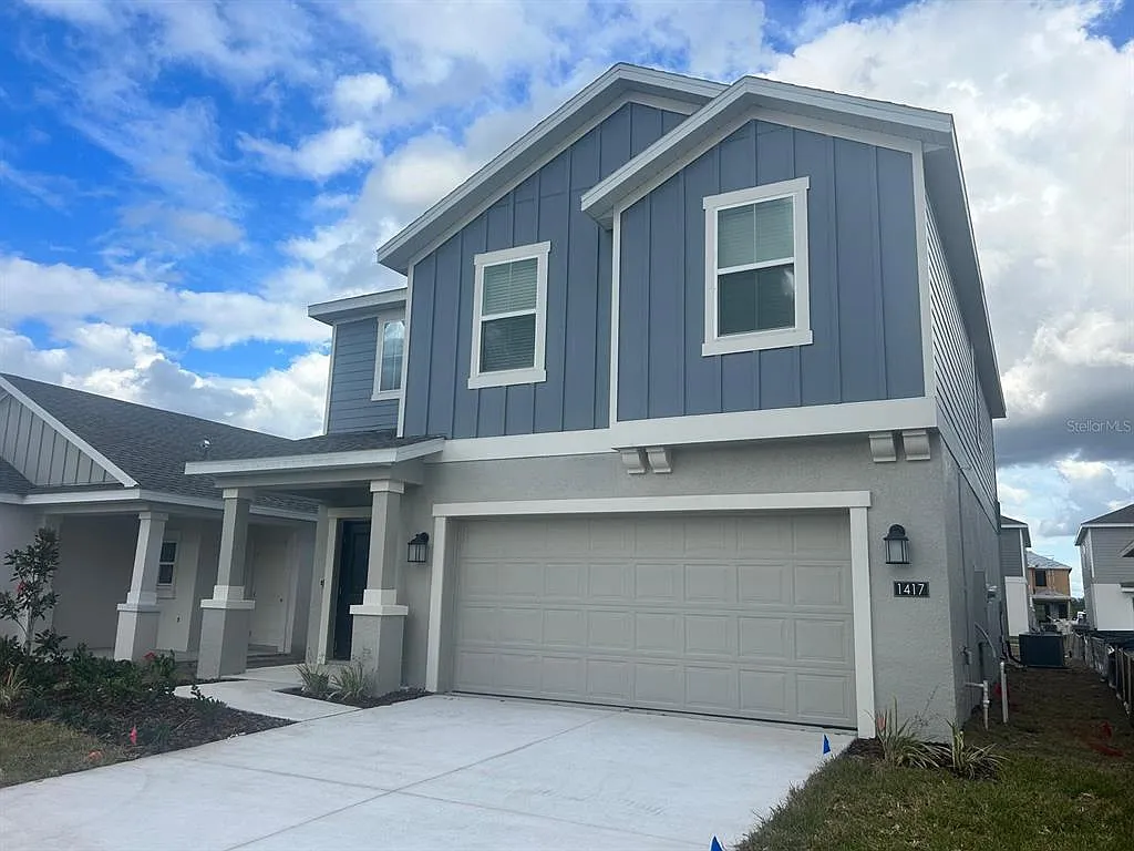 4 bed, 2.5 bath, 1879 sqft, $2,290 — Photo 3