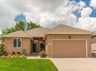 3416 SW Lois Ln, Lees Summit, MO 64082