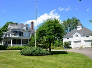 34 Summer St, Kennebunk, ME 04043
