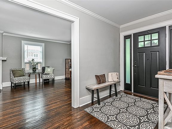 5th image of 1204 Broadview Blvd