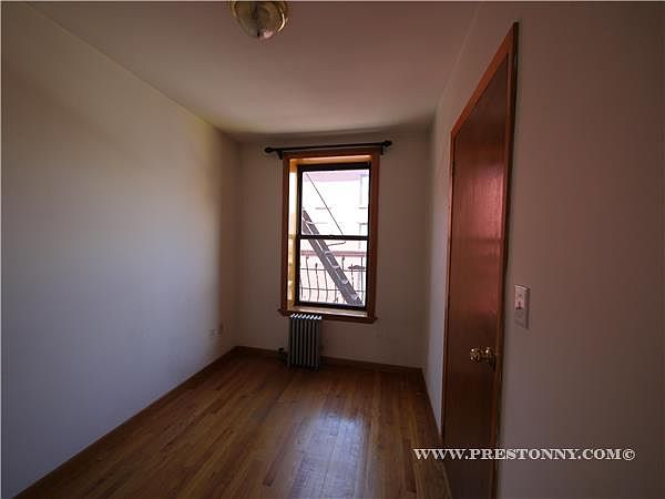 2nd image of 108 Mulberry St APT 21