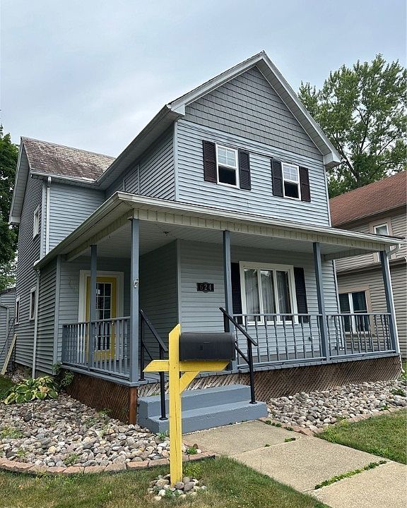 1st image of 624 Parrish St
