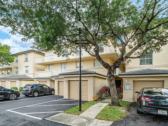 3rd image of 2040 Greenview Shores Boulevard #223