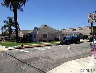 2nd image of 601 Venice Way