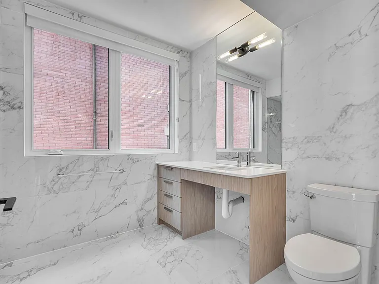 58 Florence St — Photo 15