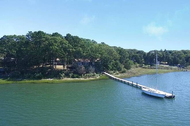 1st image of 7 Red Creek Park