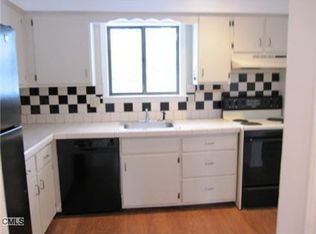 40 Homestead Ln, Brookfield, CT 06804