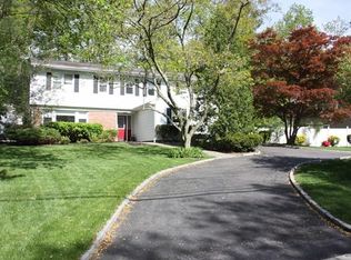 974 Pinebrook Blvd, New Rochelle, NY 10804