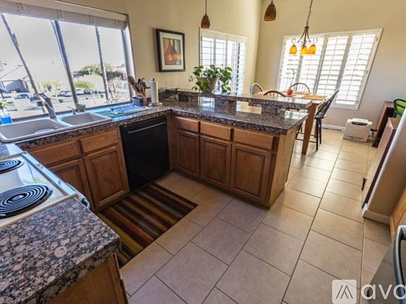 5th image of 16276 E Chiquita Dr
