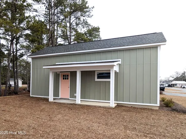 124 Long Pond Loop, Swansboro, NC 28584