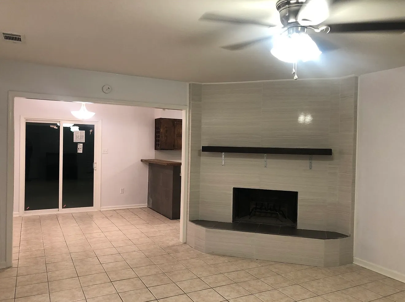 4 bed, 1863 sqft, $1,750 — Photo 2