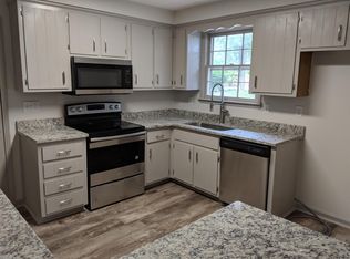 2260 Blakemore Dr, Clarksville, TN 37040