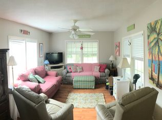 8210 Judy St, Emerald Isle, NC 28594
