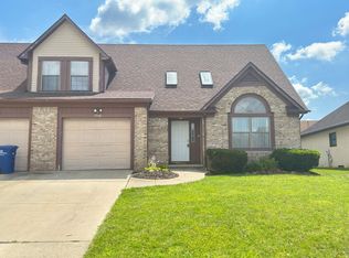 7714-7716 Donwick Dr, Reynoldsburg, OH