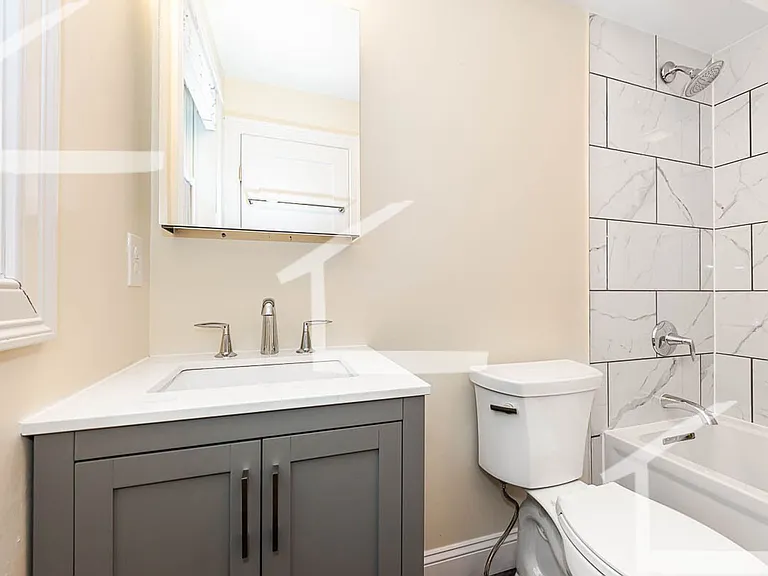 20 Albion St #1A — Photo 27