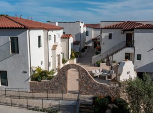 920 Lowena Dr #16, Santa Barbara, CA 93103