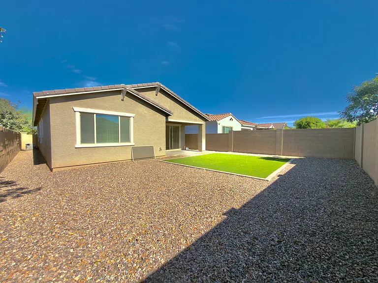 4523 N 92nd Ave — Photo 27