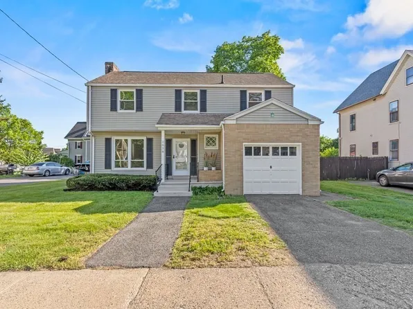 1038 Pine St, Palmer, MA 01069