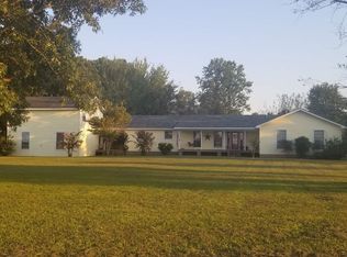 1700 Independence Loop, Lexington, TN 38351