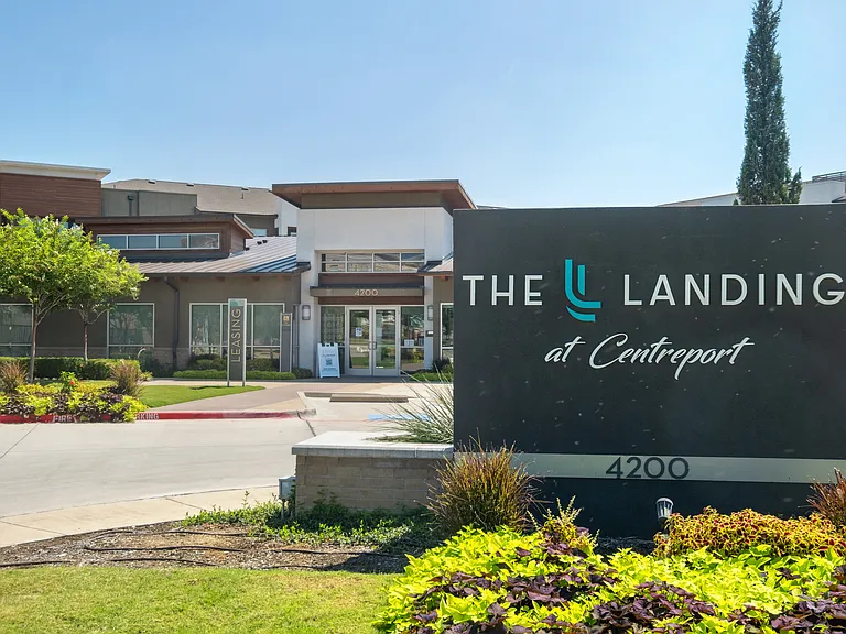 The Landing at Centreport — Photo 7