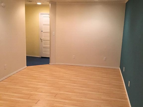 3rd image of 23 N Main St #Luxury