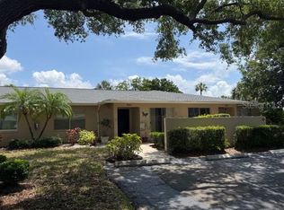 7012 W Country Club Dr N #137, Sarasota, FL 34243