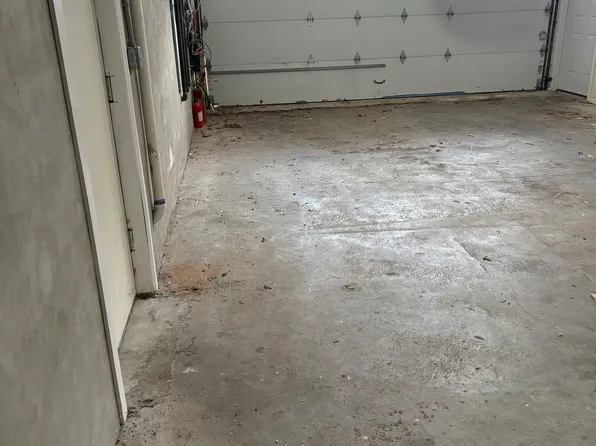 2207-2209 Grand Avenue image 10 of 10