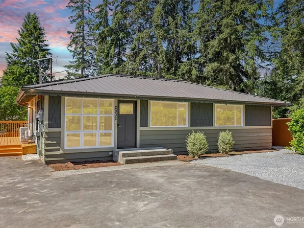 2002 211th Place SW, Lynnwood, WA 98036