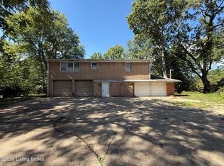 4206 Dover Rd, Louisville, KY 40216