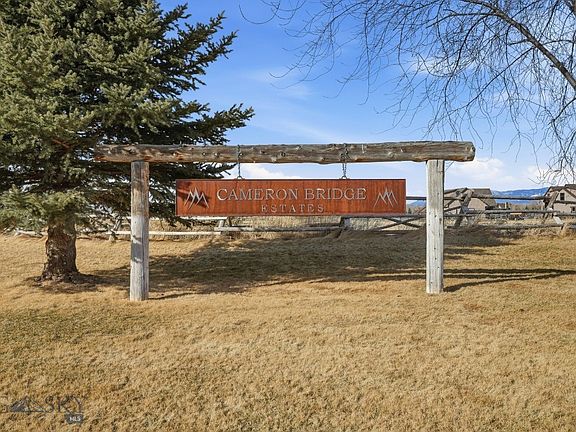 4th image of 4 Rocking Horse Dr