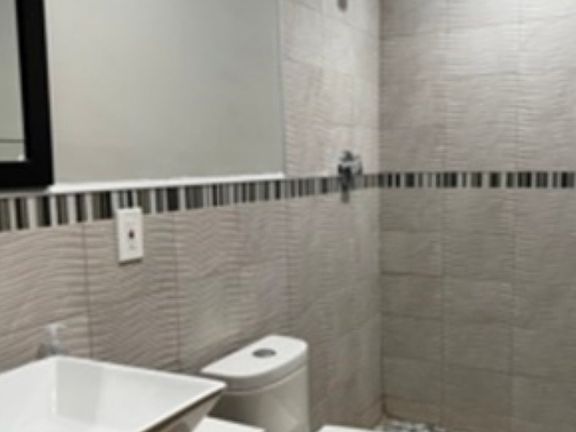 5th image of 152 Winchester St #1