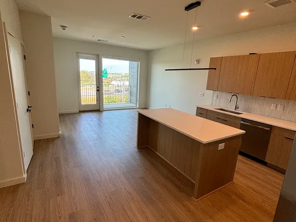 (undisclosed Address), Nashville, TN 37209