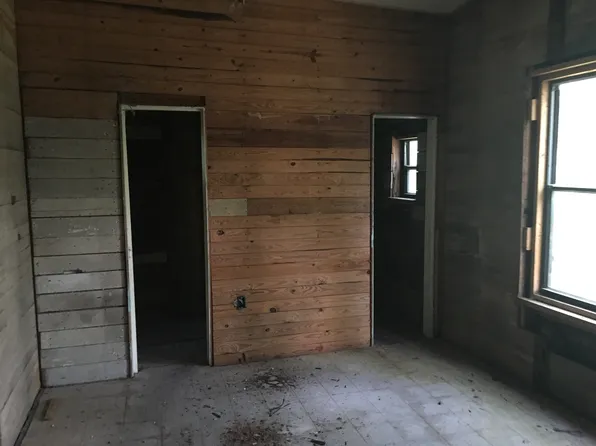 401 Maine Ave, Panama City, FL 32401