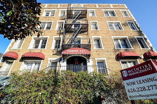 2nd image of 200 S Kenmore Ave APT 308