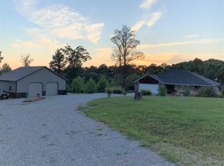 11495 Route E, Pineville, MO 64856