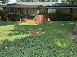 2441 Country Club Rd, Lincolnton, NC 28092