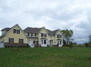 1643 Bulls Head Rd, Clinton Corners, NY 12514
