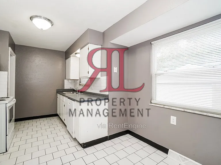 1422 Weldon Ave — Photo 11