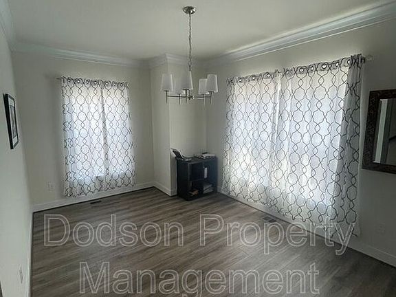 2nd image of 5300 Masons Ln