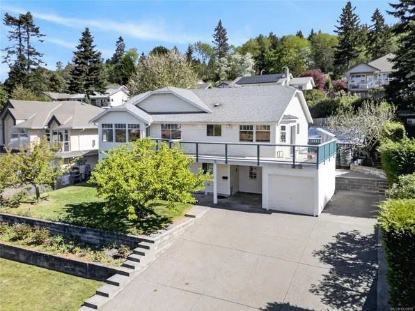 365 Panorama Cres, Courtenay, BC V9N 6Y7