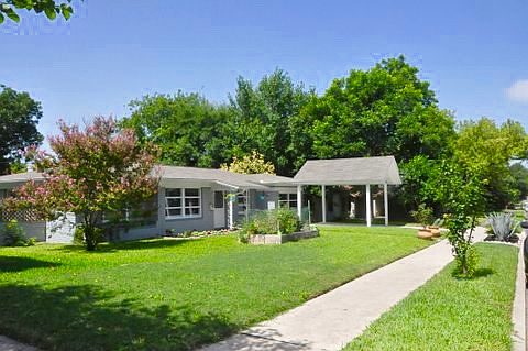 1st image of 122 Tabard Dr