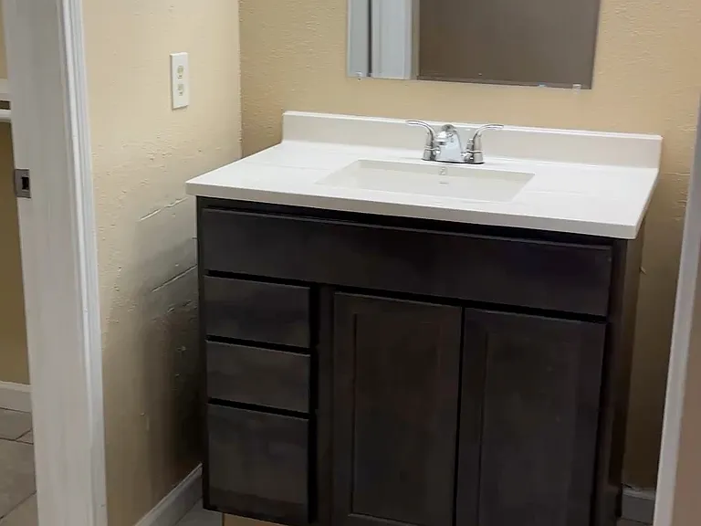 21711 Meadowhill Dr — Photo 16
