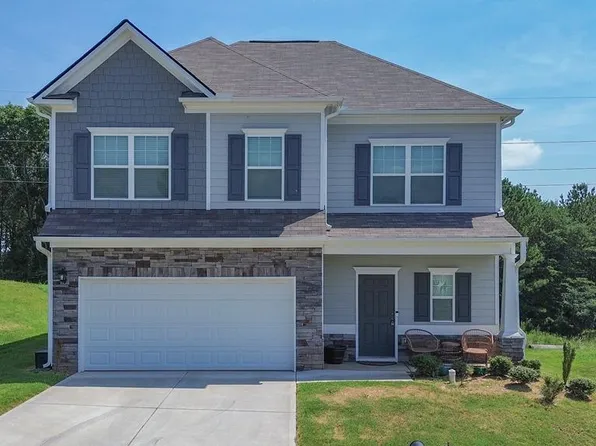 1463 Red Hill Dr, Dalton, GA 30720