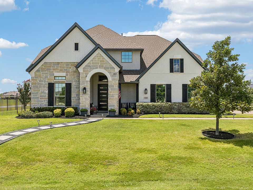 1st image of 1205 Kitchens Dr