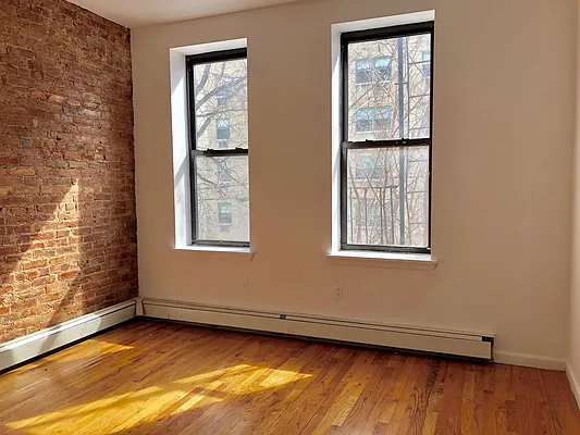 Rented by Parlor Real Estate Corp | media 13