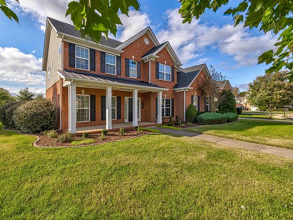 3rd image of 3207 Palomar Dr