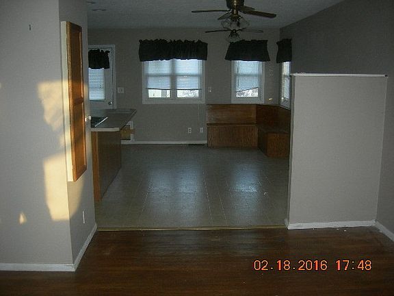 4th image of 2312 Pinehurst Ln