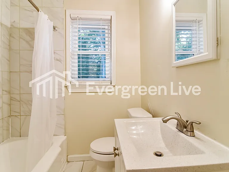 3708 Honeysuckle Rd — Photo 11