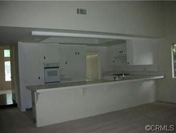 5th image of 1575 Beloit Ave